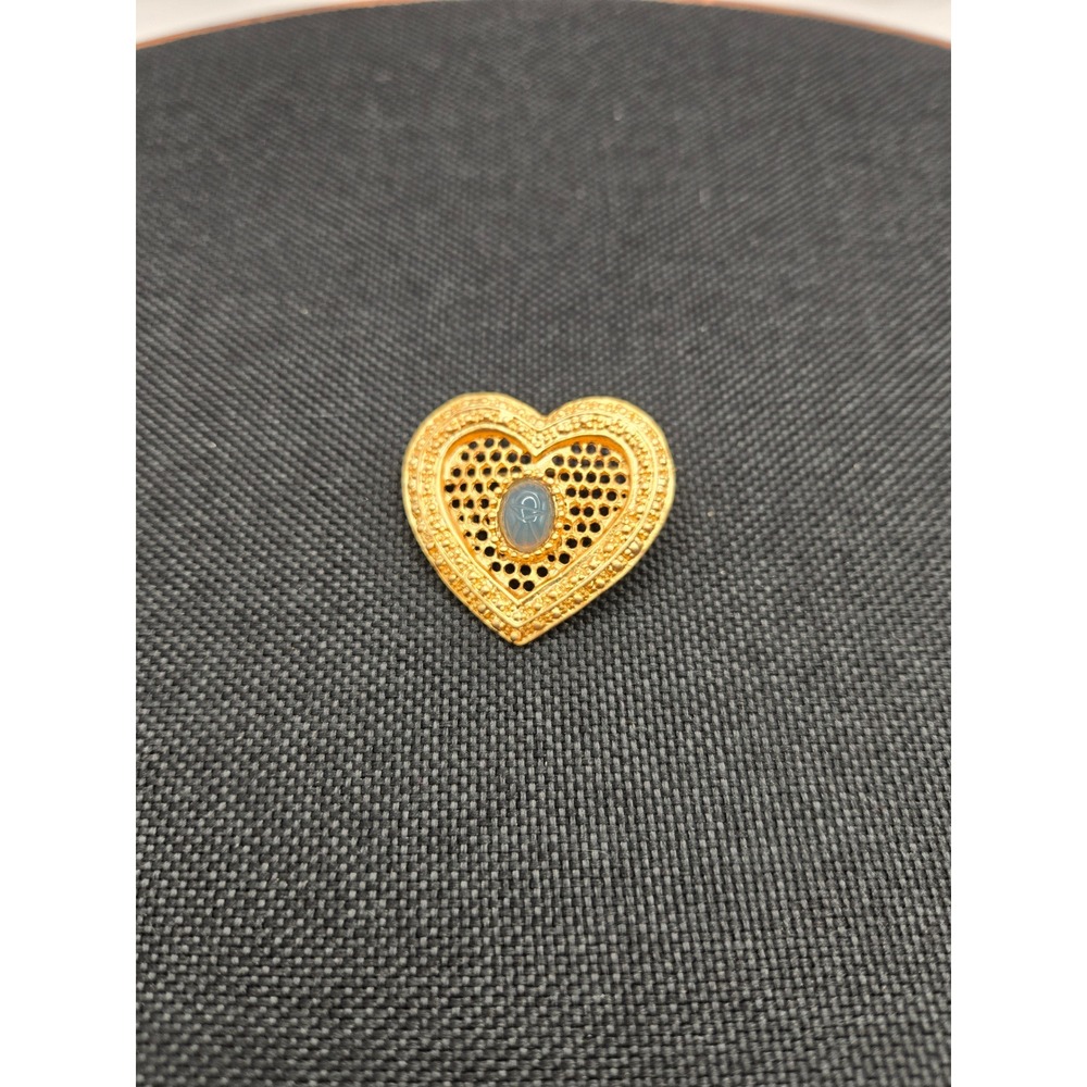 Vintage Gold Tone Heart Brooch Moonstone Cabochon Honeycomb Lattice Pin